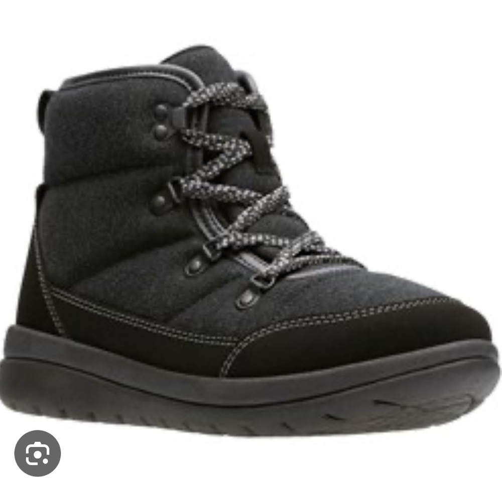 Cloudsteppers by Clarks Cabrini cove boot black grey women’s size 8